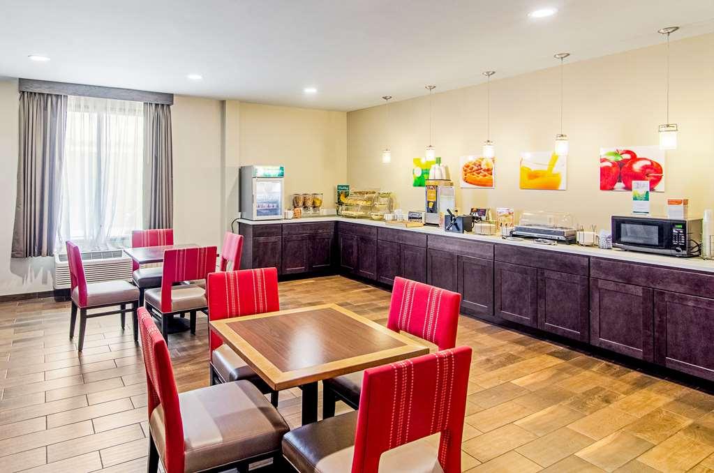 Quality Inn & Suites Near Tanger Outlet Mall Ґонзалес Ресторан фото